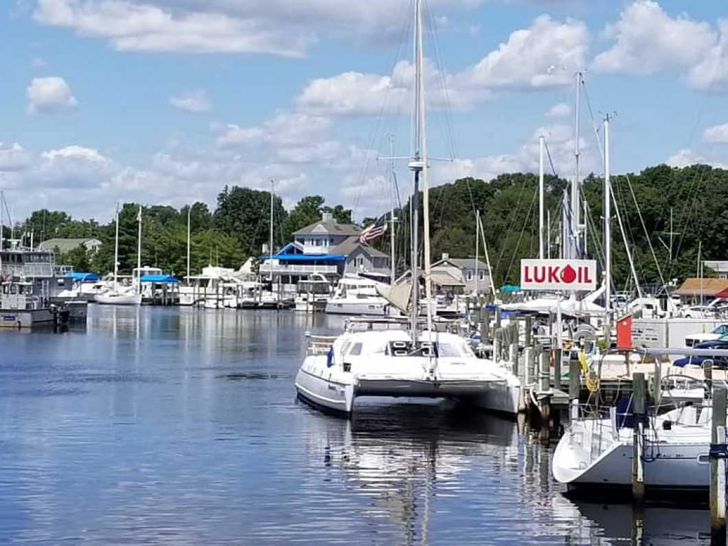Full Service Marina, Yachts for Sale Forked River, NJ Silver Cloud